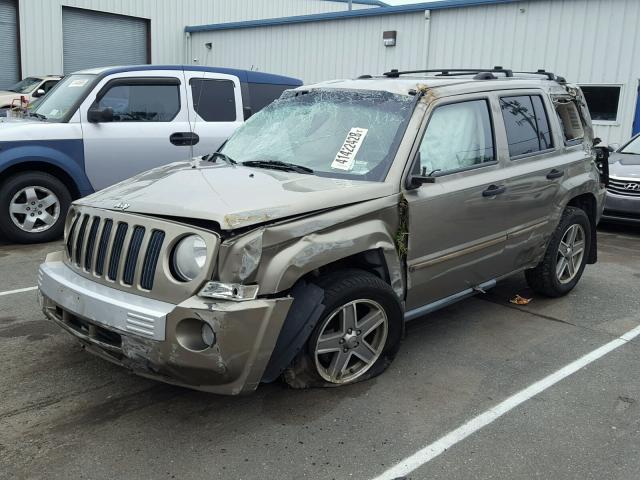 1J8FF48W37D353353 - 2007 JEEP PATRIOT LI BROWN photo 2