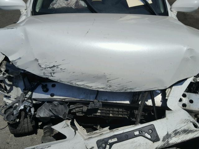 JTHBE262765001302 - 2006 LEXUS IS 350 WHITE photo 7