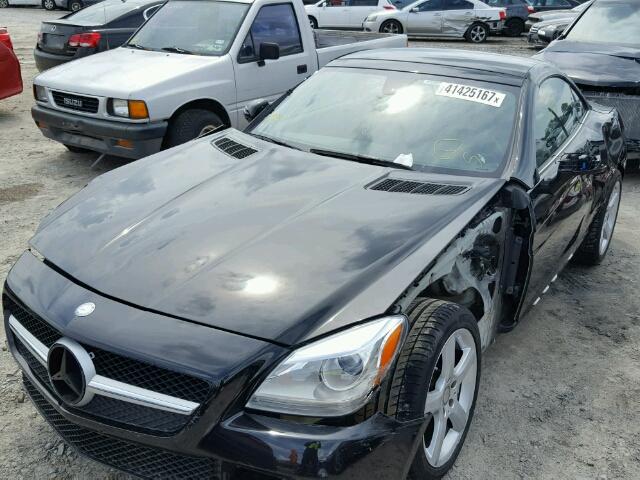 WDDPK4HA5FF112706 - 2015 MERCEDES-BENZ SLK BLACK photo 2