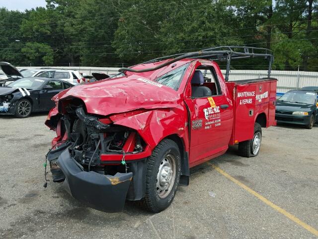 3C6LR4AT9DG563530 - 2013 RAM 2500 ST RED photo 2