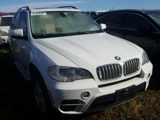 5UXZW0C5XCL671951 - 2012 BMW X5 WHITE photo 1