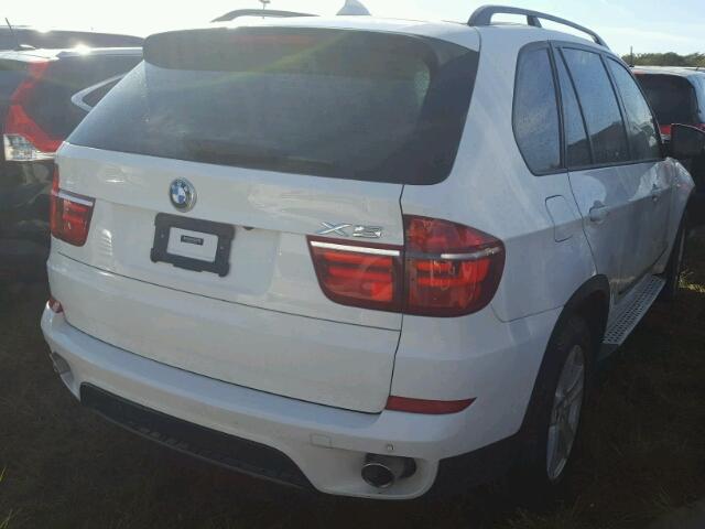 5UXZW0C5XCL671951 - 2012 BMW X5 WHITE photo 4