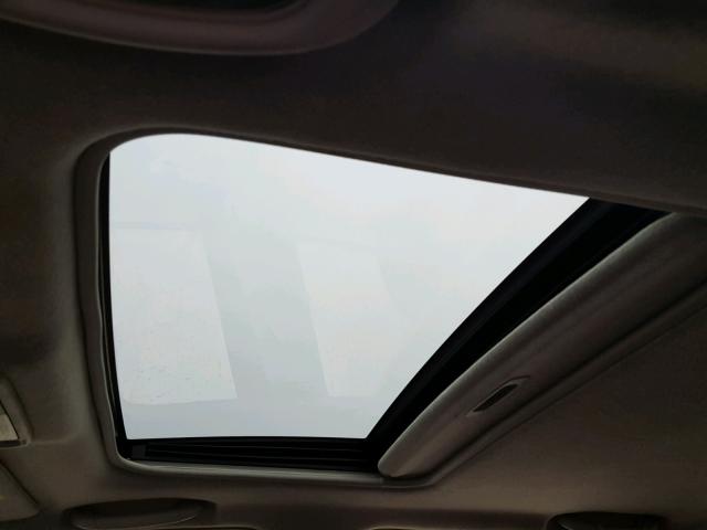 JTKKT624550096498 - 2005 TOYOTA SCION XA RED photo 9