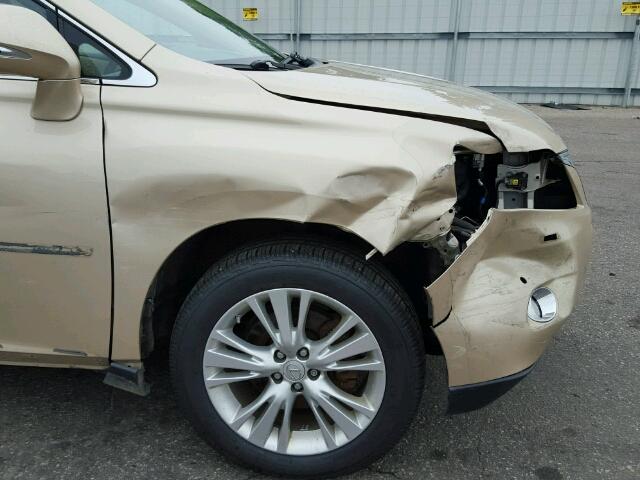 JTJBC1BA7A2411944 - 2010 LEXUS RX GOLD photo 9