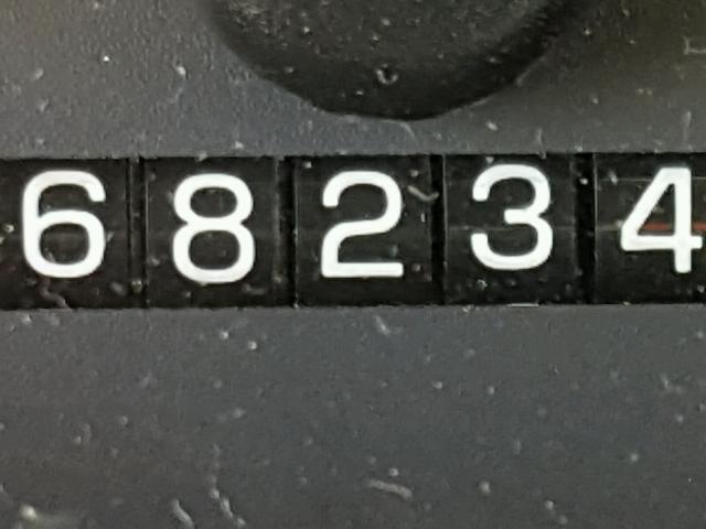 1G2WP52K22F228295 - 2002 PONTIAC GRAND PRIX BROWN photo 8