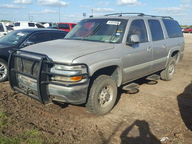 3GNGK26U35G175206 - 2005 CHEVROLET SUBURBAN K GRAY photo 2