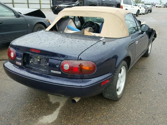 JM1NA353XT0710051 - 1996 MAZDA MX-5 MIATA BLUE photo 4