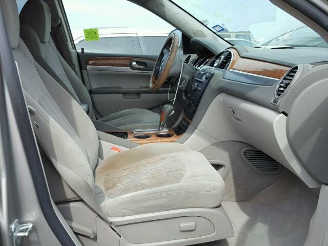 5GAER13718J297927 - 2008 BUICK ENCLAVE GRAY photo 5