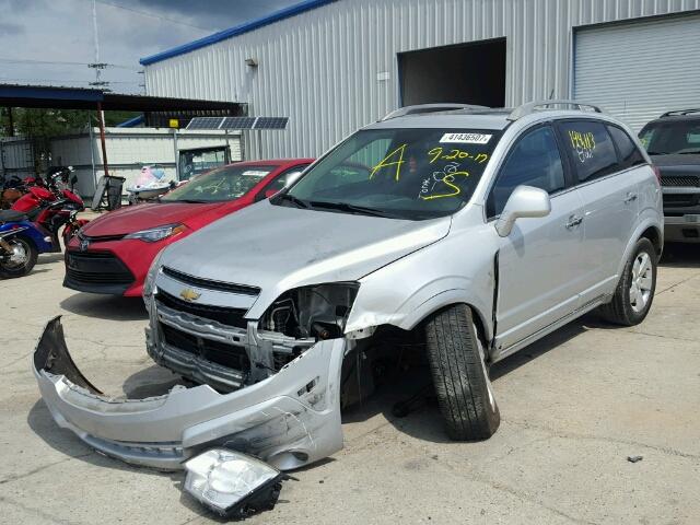 3GNAL3E52CS637316 - 2012 CHEVROLET CAPTIVA SILVER photo 2