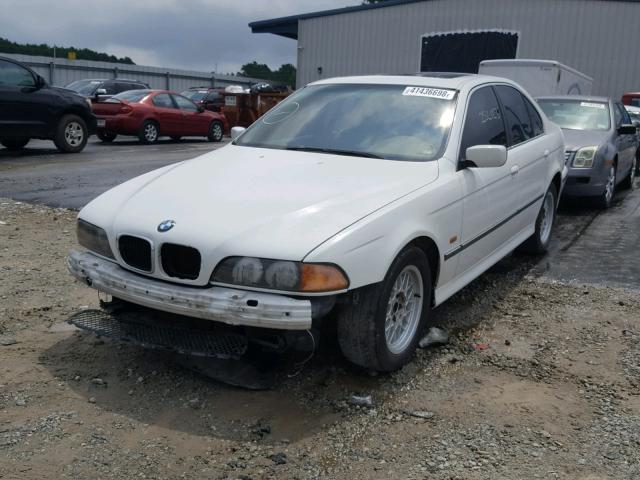 WBADM633XXBY30401 - 1999 BMW 528 I AUTO WHITE photo 2