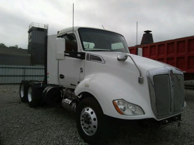 1XKYDP9X9FJ459096 - 2015 KENWORTH CONSTRUCTI WHITE photo 1