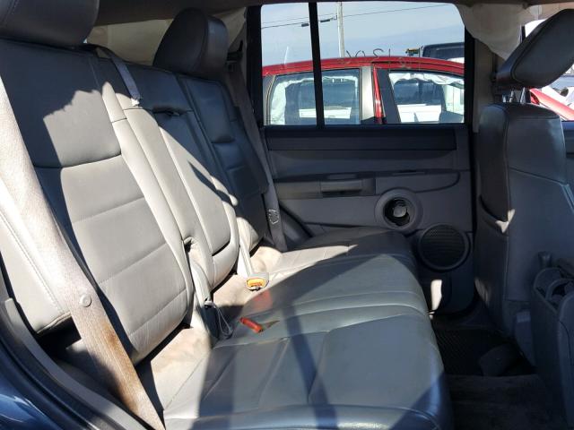 1J8HG48N26C328123 - 2006 JEEP COMMANDER CHARCOAL photo 6