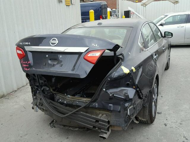 1N4AL3AP8HC170969 - 2017 NISSAN ALTIMA 2.5 GRAY photo 4