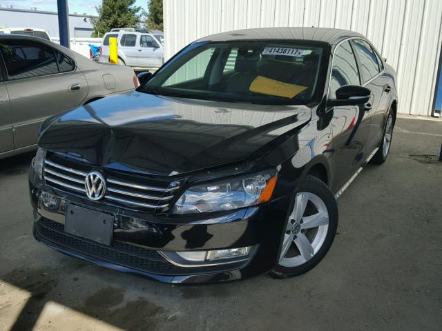 1VWAT7A31FC106720 - 2015 VOLKSWAGEN PASSAT S შავი ფოტო 2