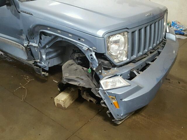 1C4PJMAK8CW178310 - 2012 JEEP LIBERTY BLUE photo 9