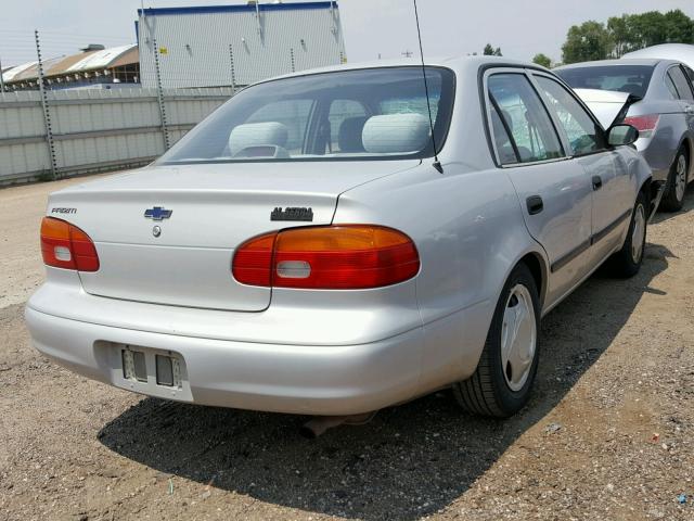 1Y1SK52832Z411955 - 2002 CHEVROLET GEO PRIZM 银色 照片 4