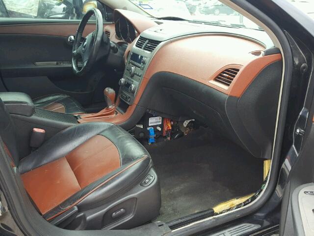 1G1ZK57718F245599 - 2008 CHEVROLET MALIBU შავი ფოტო 5