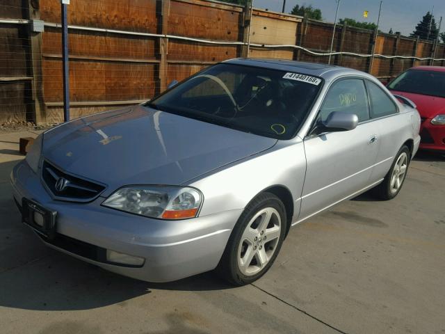 19UYA42671A012457 - 2001 ACURA 3.2CL TYPE SILVER photo 2