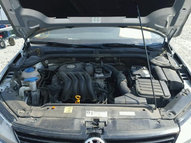 3VW1K7AJ8DM385886 - 2013 VOLKSWAGEN JETTA BASE 银色 照片 7