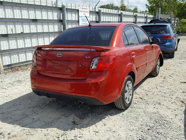 KNADH4A37B6714473 - 2011 KIA RIO BASE RED photo 4