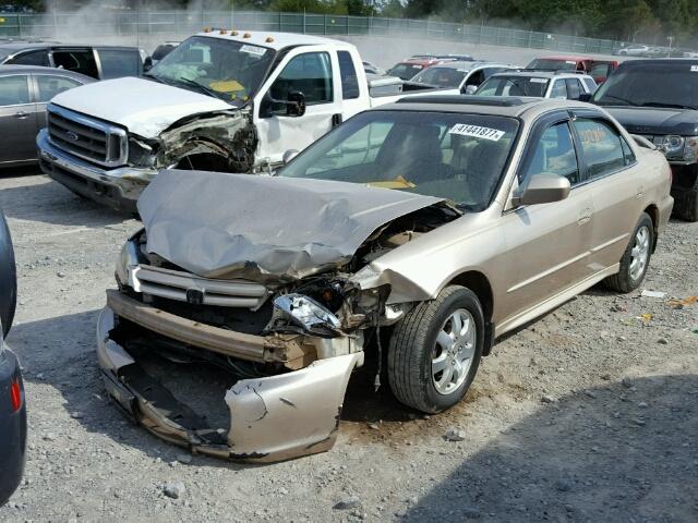 1HGCG56631A043455 - 2001 HONDA ACCORD EX GOLD photo 2