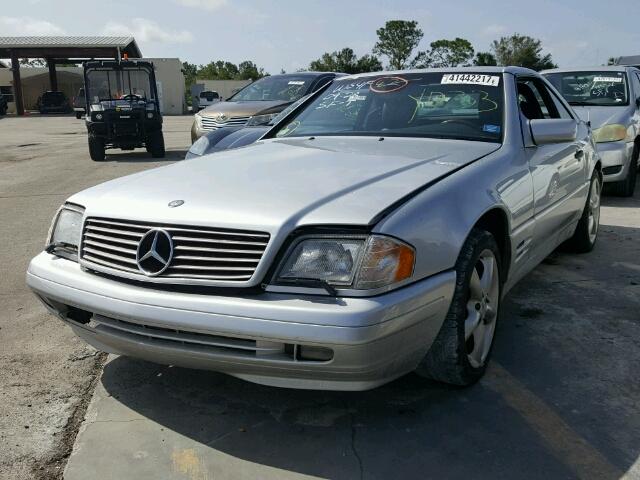 WDBFA67F4WF169950 - 1998 MERCEDES-BENZ SL SILVER photo 2