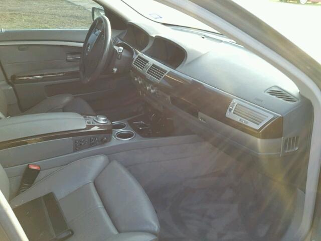 WBAHN83557DT65767 - 2007 BMW 750 GRAY photo 5