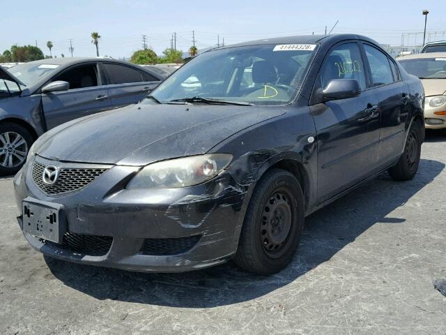 JM1BK12G461442303 - 2006 MAZDA 3 I BLACK photo 2