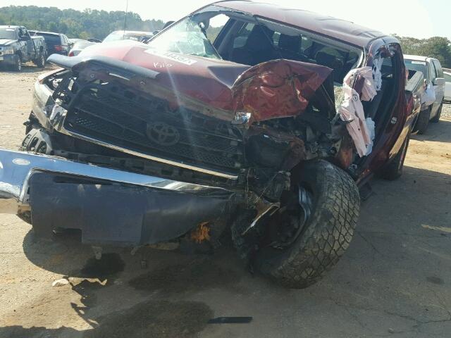 5TBBV54178S492778 - 2008 TOYOTA TUNDRA DOU RED photo 2