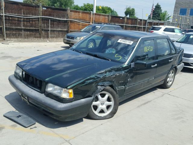 YV1LS5511S2194738 - 1995 VOLVO 850 BASE GREEN photo 2