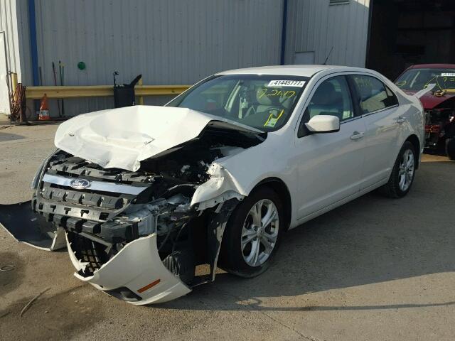 3FAHP0HAXCR420838 - 2012 FORD FUSION WHITE photo 2