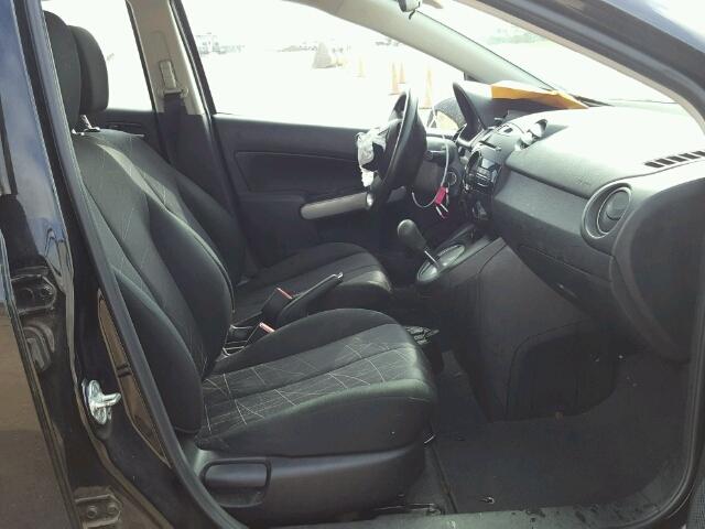 JM1DE1KY6D0154911 - 2013 MAZDA MAZDA2 BLACK photo 5