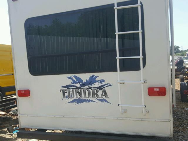 47CFA3P215L113881 - 2005 DUTC TUNDRA WHITE photo 6