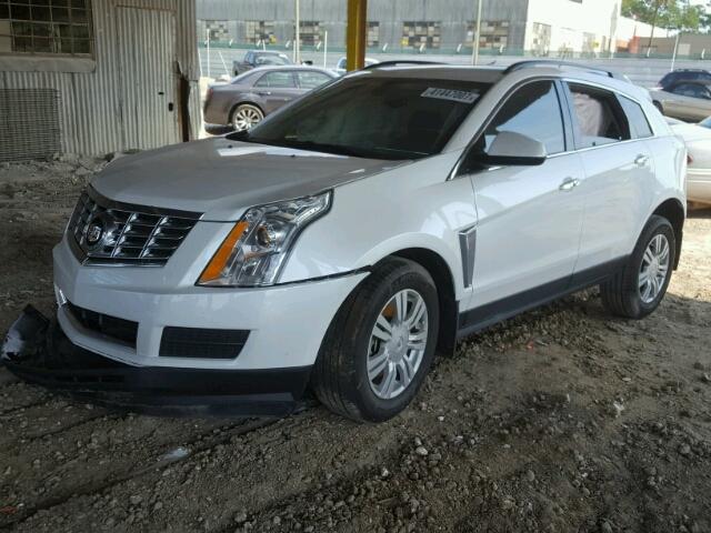 3GYFNAE36GS527011 - 2016 CADILLAC SRX WHITE photo 2