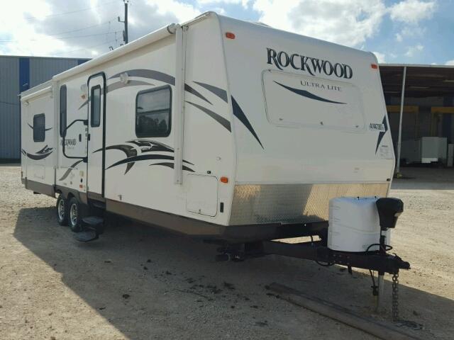 4X4TRLC24ED128799 - 2014 WILDWOOD ROCKWOOD WHITE photo 1