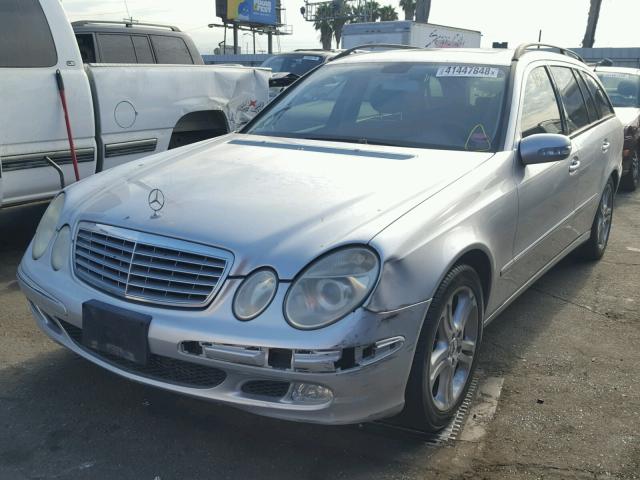 WDBUH83J74X164628 - 2004 MERCEDES-BENZ E 500 4MAT SILVER photo 2