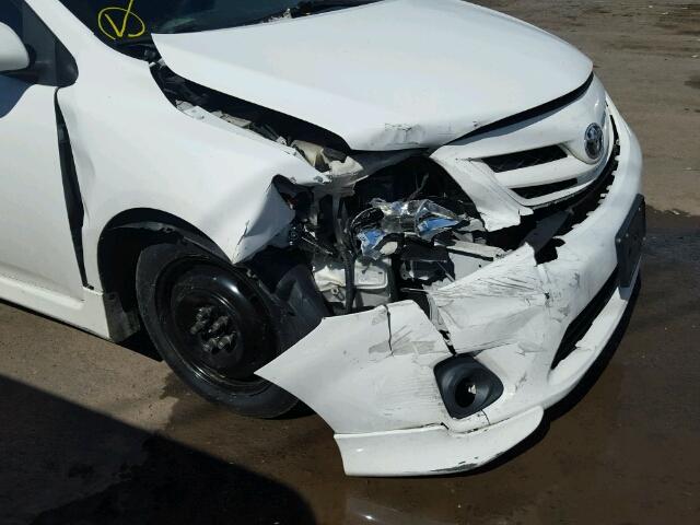 2T1BU4EE0BC629419 - 2011 TOYOTA COROLLA BA WHITE photo 9