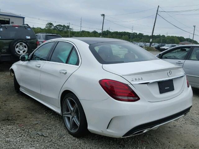 55SWF4KB8FU064004 - 2015 MERCEDES-BENZ C 300 4MAT WHITE photo 3