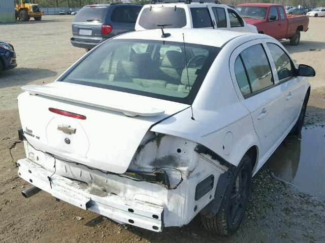 1G1AL58F387254718 - 2008 CHEVROLET COBALT LT WHITE photo 4