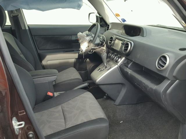 JTLZE4FE7FJ076048 - 2015 TOYOTA SCION XB Lila Foto 5