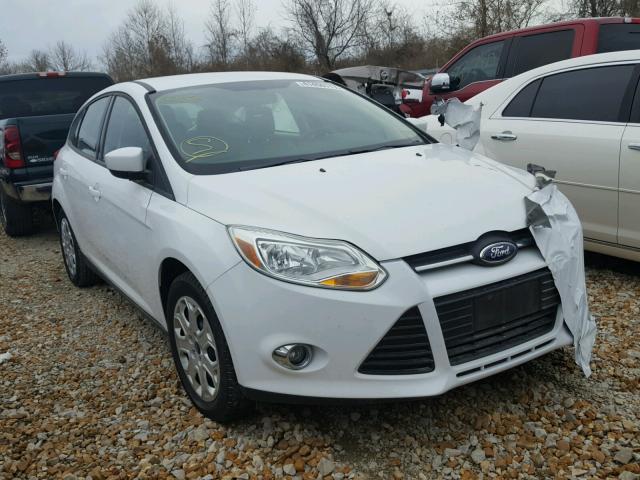 1FAHP3K20CL221945 - 2012 FORD FOCUS WHITE photo 1