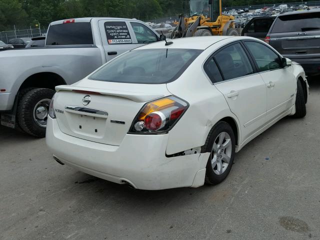 1N4CL21E18C207555 - 2008 NISSAN ALTIMA HYB WHITE photo 4