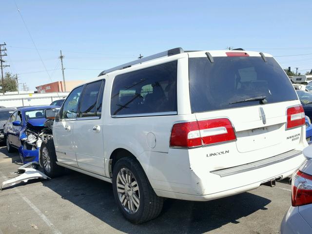 5LMFL28568LJ16464 - 2008 LINCOLN NAVIGATOR WHITE photo 3