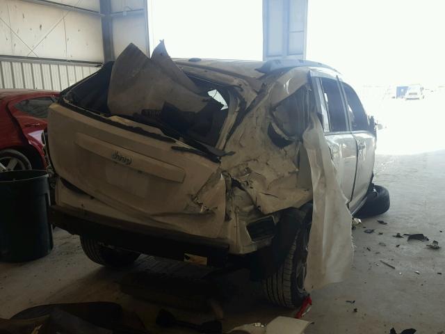 1J4NT4FB3AD521618 - 2010 JEEP COMPASS SP WHITE photo 4