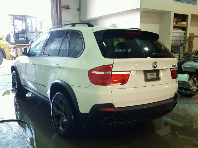 5UXFE83559L308969 - 2009 BMW X5 XDRIVE4 WHITE photo 3