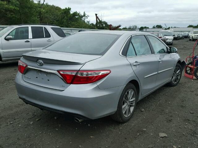 4T1BF1FK2HU367696 - 2017 TOYOTA CAMRY LE SILVER photo 4