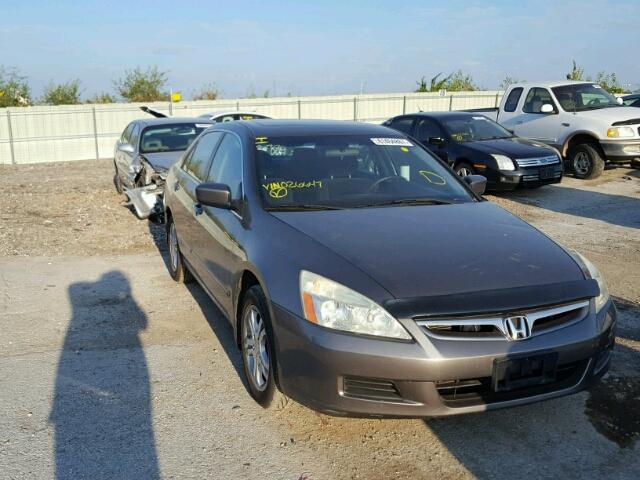 1HGCM56736A026647 - 2006 HONDA ACCORD EX SILVER photo 1