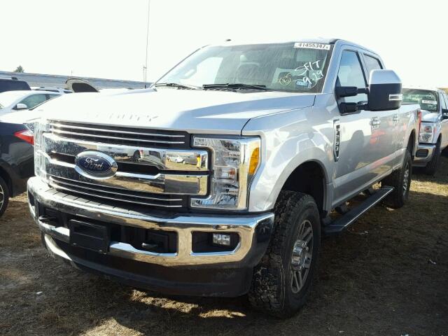 1FT7W2B66HEC41022 - 2017 FORD F250 SILVER photo 2