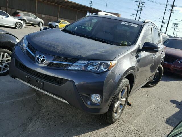 JTMWFREV2FD068299 - 2015 TOYOTA RAV4 XLE GRAY photo 2