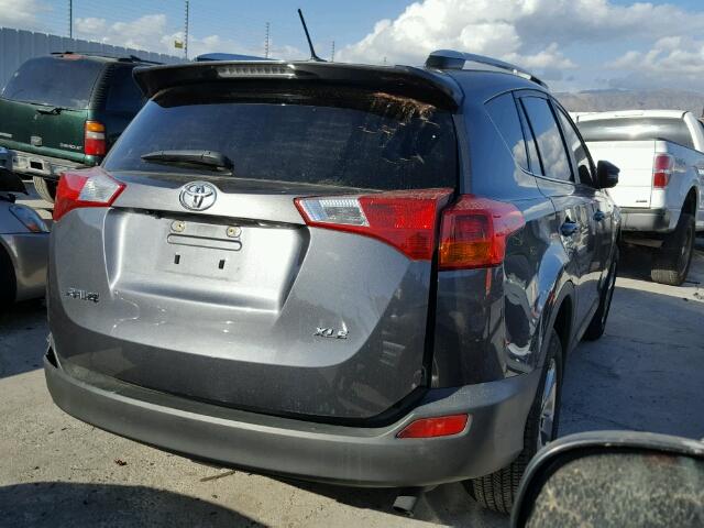 JTMWFREV2FD068299 - 2015 TOYOTA RAV4 XLE GRAY photo 4